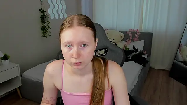 LiliTiny online show from July 25, 2026, 1:13 am