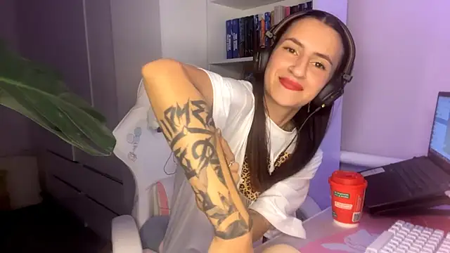 Monica Cutersseys online show from June 19, 2026, 5:52 pm