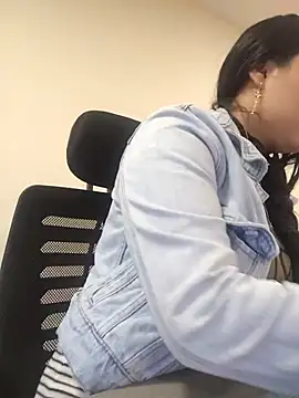  Venus Rivers online show from June 23, 2026, 1:53 pm