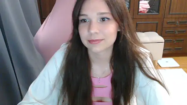 Kirella online show from July 22, 2026, 9:06 pm