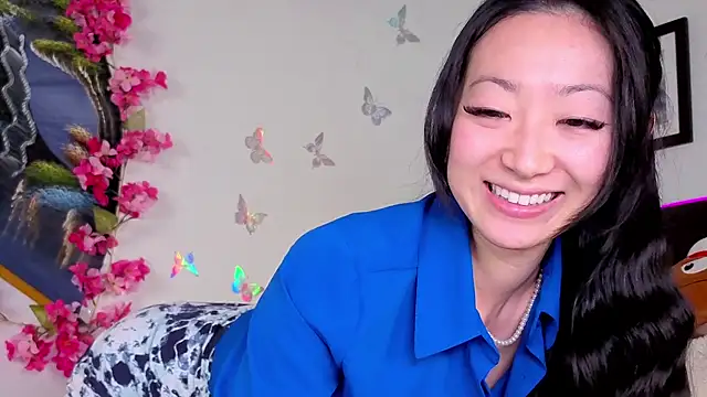 Snapshot of MySweetSofie chatting on September 18, 2025, 6:00 pm MySweetSofie online show from September 18, 2025, 6:00 pm