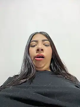 cherry skinnyy  online show from July 5, 2026, 12:37 am