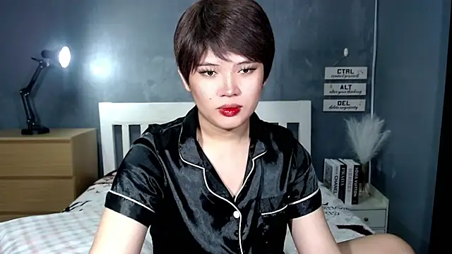 Snapshot of STUCK_on_YOU_ chatting on October 4, 2025, 8:10 pm STUCK on YOU online show from October 4, 2025, 8:10 pm