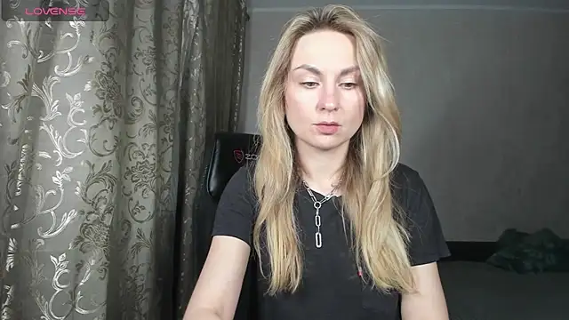 Snapshot of kelly_copperfield chatting on October 18, 2025, 3:47 pm kelly copperfield online show from October 18, 2025, 3:47 pm