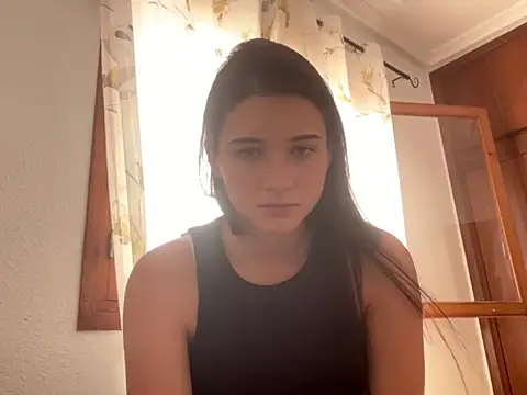 Snapshot of RoseDiebol chatting on July 16, 2026, 10:23 am RoseDiebol online show from July 16, 2026, 10:23 am