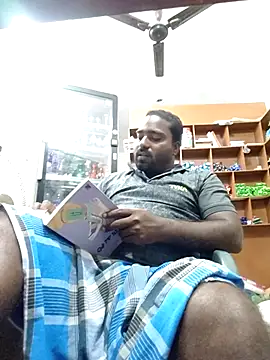 Snapshot of TinyBoy27 chatting on July 21, 2026, 3:02 pm TinyBoy27 online show from July 21, 2026, 3:02 pm
