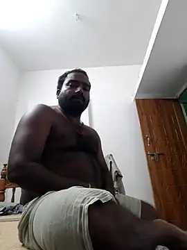 Snapshot of TinyBoy27 chatting on July 24, 2026, 6:15 pm TinyBoy27 online show from July 24, 2026, 6:15 pm