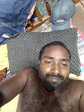 Snapshot of TinyBoy27 chatting on July 22, 2026, 6:21 pm TinyBoy27 online show from July 22, 2026, 6:21 pm