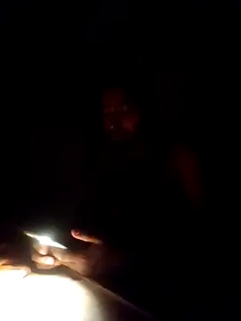 Snapshot of TinyBoy27 chatting on June 23, 2026, 6:28 pm TinyBoy27 online show from June 23, 2026, 6:28 pm