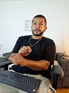 BrunoSilva  online show from August 8, 2026, 11:28 am