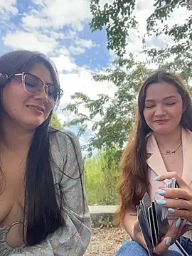 hanna mon online show from July 10, 2026, 2:50 pm