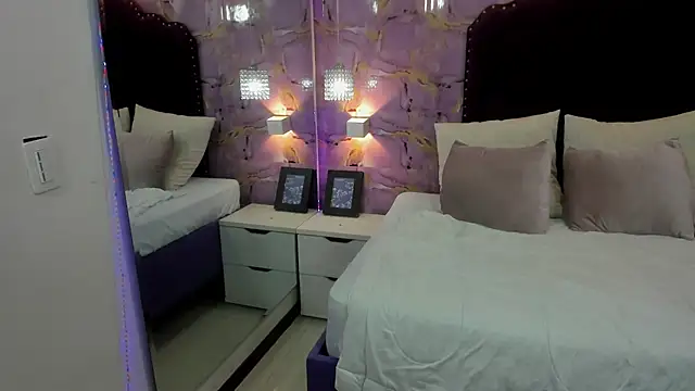 Snapshot of linda_palacios chatting on June 23, 2026, 5:55 pm linda palacios online show from June 23, 2026, 5:55 pm