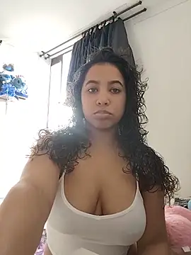 Bellapiers online show from June 21, 2026, 7:08 pm