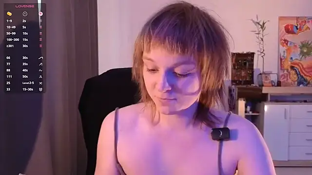 DustiZuchowski online show from July 4, 2026, 9:04 am