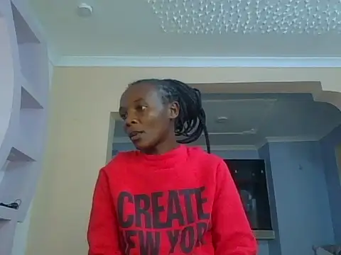 Queenn vee online show from June 22, 2026, 6:38 pm