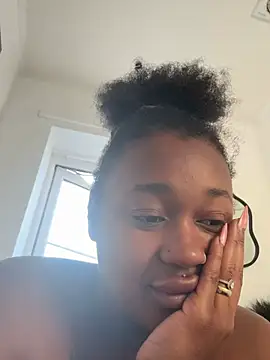 Ebonnyxx online show from June 24, 2026, 5:28 am
