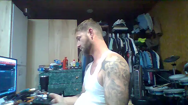 midwestkinkster580 online show from July 14, 2026, 5:45 am