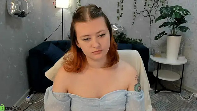 Velvet-Flame online show from July 28, 2026, 3:03 am
