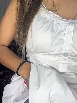 Romantic couple69 online show from August 2, 2026, 1:53 pm