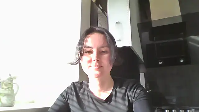 Velissada online show from July 4, 2026, 3:05 pm