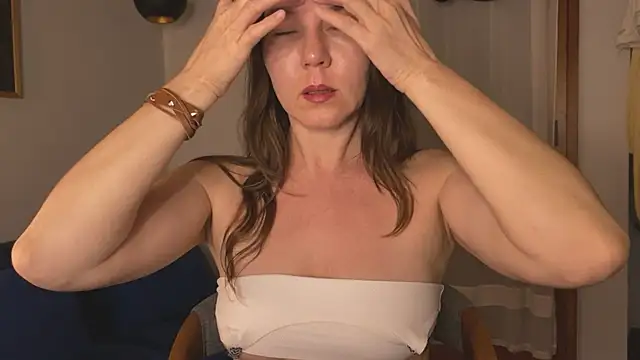 kittycat4you online show from October 3, 2025, 1:12 pm