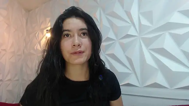 Snapshot of sara_hoffman_4 chatting on June 24, 2026, 2:26 pm sara hoffman 4 online show from June 24, 2026, 2:26 pm