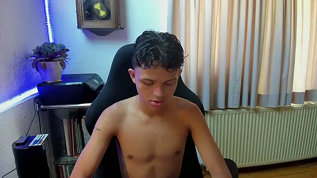 carlos 00foxx online show from June 29, 2026, 1:00 pm