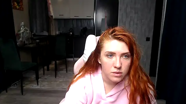 Reginasmilee online show from April 8, 2026, 2:51 pm