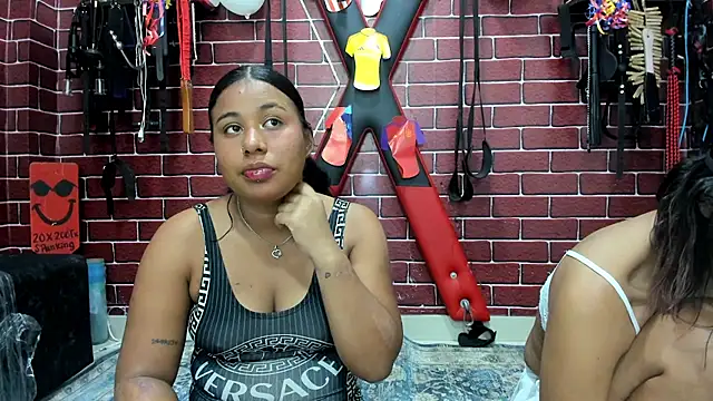 Snapshot of BDSM_FETISHEESS chatting on June 26, 2026, 10:43 am BDSM FETISHEESS online show from June 26, 2026, 10:43 am
