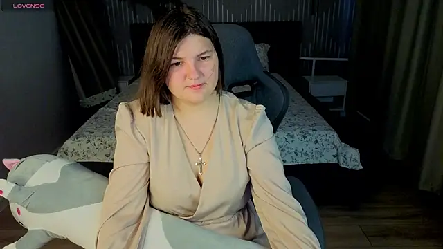 KittyLiikk online show from July 8, 2026, 1:30 am