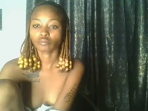 Prettyquueen online show from June 30, 2026, 4:01 am