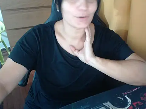 Alessiablue online show from July 30, 2026, 6:51 pm