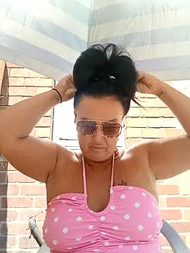 Snapshot of LexiLouBabe chatting on July 15, 2026, 10:44 am LexiLouBabe online show from July 15, 2026, 10:44 am
