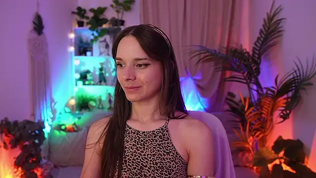 Snapshot of Anna_Leah_ chatting on August 4, 2026, 6:23 pm Anna Leah online show from August 4, 2026, 6:23 pm