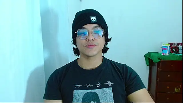 Dante fraser online show from June 28, 2026, 1:01 am