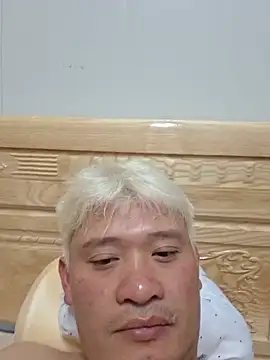 Alex 1220 online show from July 7, 2026, 2:09 pm