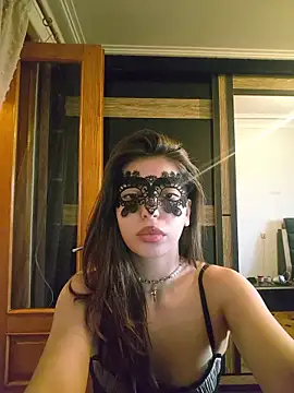 Snapshot of Angellliica_ chatting on July 4, 2026, 1:59 pm Angellliica online show from July 4, 2026, 1:59 pm