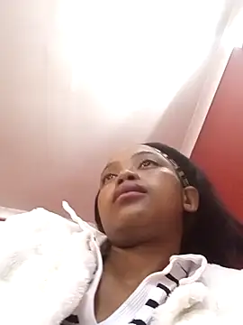 YellowAssFreak online show from July 5, 2026, 4:41 am