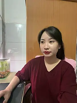 Snapshot of QuynhAnh68 chatting on July 4, 2026, 2:40 am QuynhAnh68 online show from July 4, 2026, 2:40 am