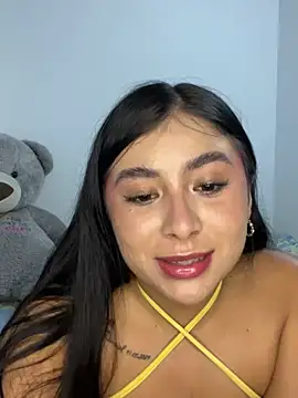 Snapshot of Chloe_Dolcee chatting on July 13, 2026, 7:02 pm Chloe Dolcee online show from July 13, 2026, 7:02 pm