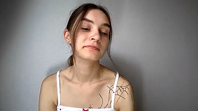 BibiCiarlo online show from July 4, 2026, 3:57 am