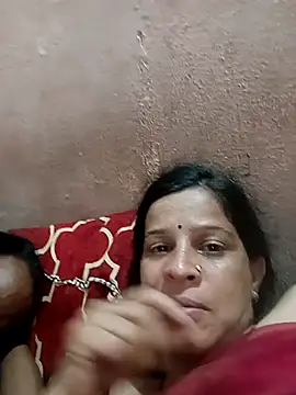 Snapshot of neeru190 chatting on July 18, 2026, 4:37 pm neeru190 online show from July 18, 2026, 4:37 pm