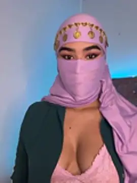 Aisha-Zayed online show from July 7, 2026, 3:37 pm