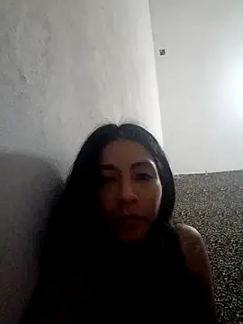 Snapshot of MeganHoott chatting on July 4, 2026, 4:30 am MeganHoott online show from July 4, 2026, 4:30 am