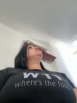 Snapshot of AliceStarshine chatting on October 18, 2025, 5:48 pm AliceStarshine online show from October 18, 2025, 5:48 pm