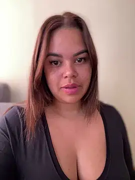 AliceStarshine online show from February 28, 2025, 1:14 pm