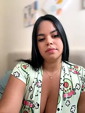 Snapshot of AliceStarshine chatting on September 21, 2025, 4:45 pm AliceStarshine online show from September 21, 2025, 4:45 pm