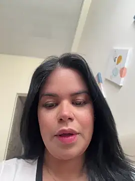 AliceStarshine online show from April 13, 2026, 1:48 pm