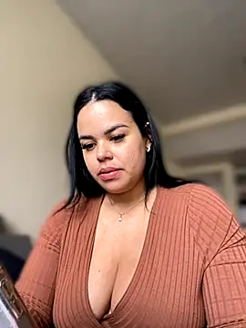 Snapshot of AliceStarshine chatting on October 2, 2025, 2:42 pm AliceStarshine online show from October 2, 2025, 2:42 pm