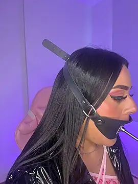 sofiaqueen   online show from July 9, 2026, 2:49 pm
